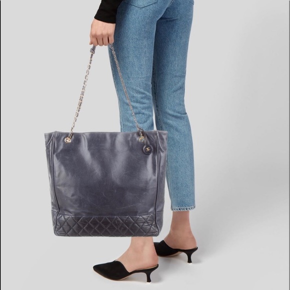 Vintage Chanel tote bag - Picture 6 of 6